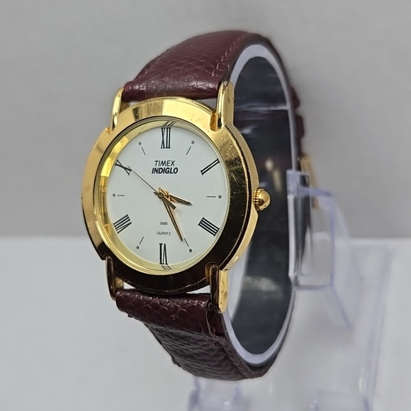 Mens Vintage 1991 Timex 33mm Indiglo Watch Gold Tone Quartz New Battery - Picture 2 of 12